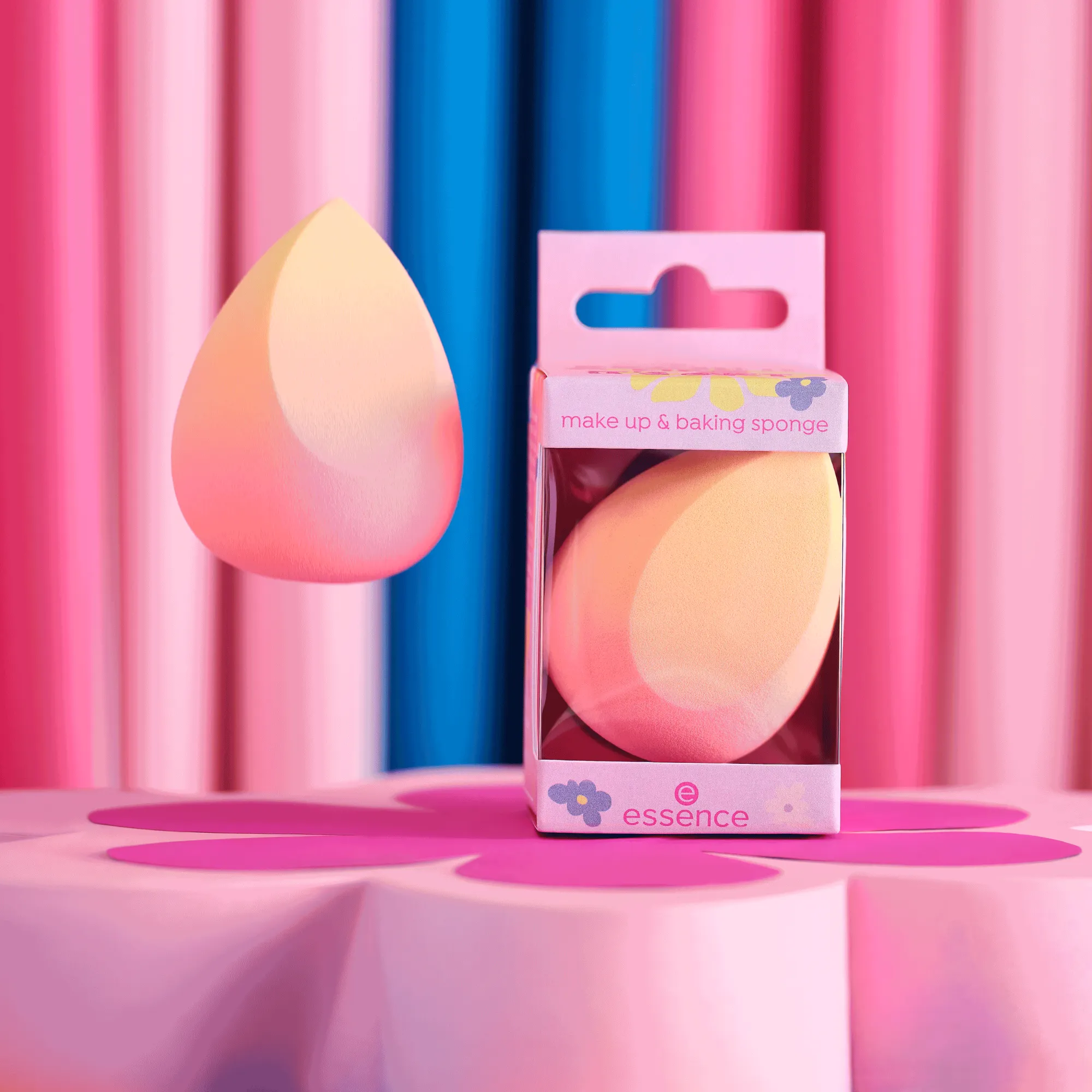 Brush It Like It's Art Make Up & Baking Sponge 01 Dab, Blend & Create Art