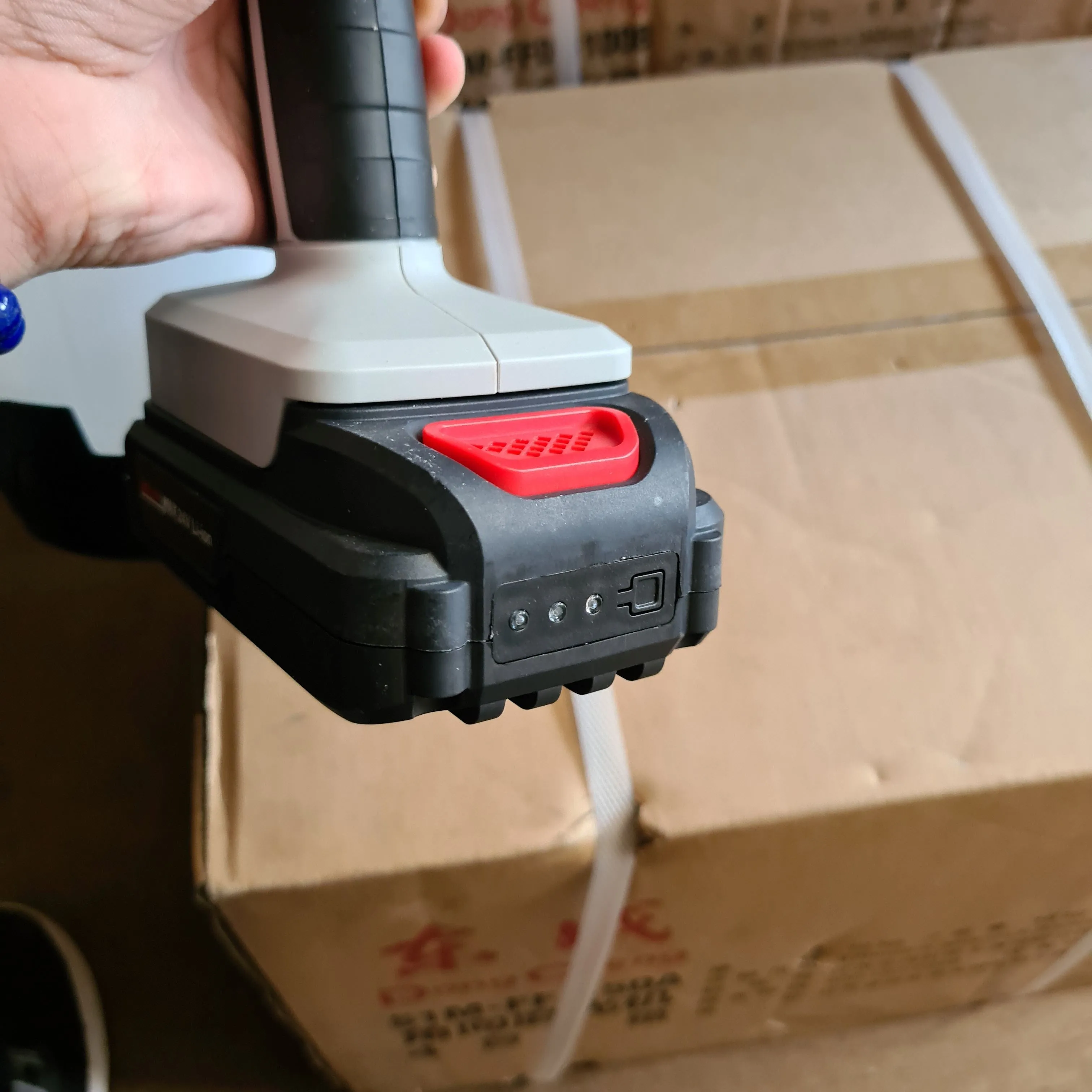 Joustmax Cordless Spray Gun 24V 2.0 Ah | Model : SGE-JST81018
