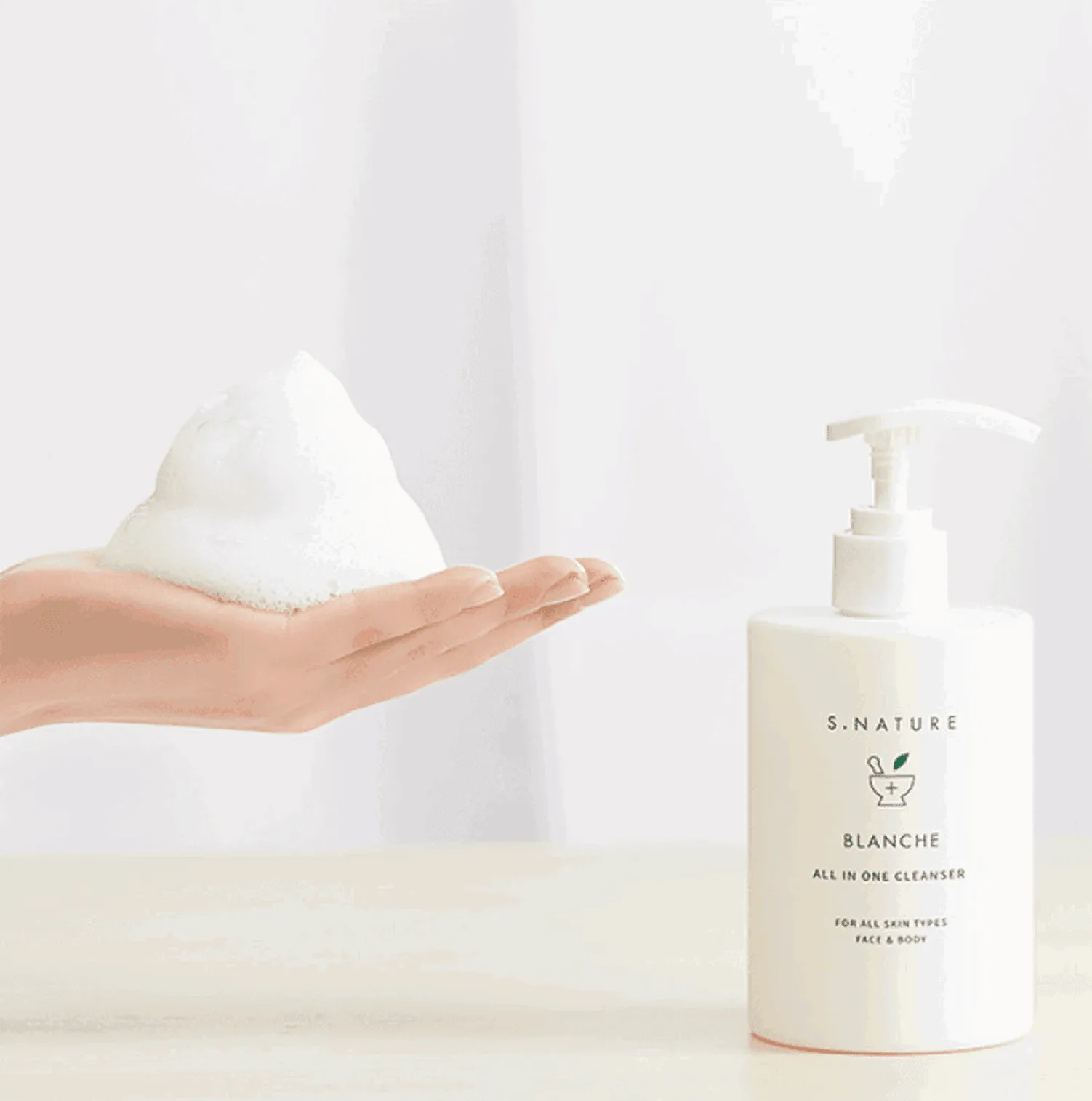 S.NATURE BLANCHE CLEANSER 260ml