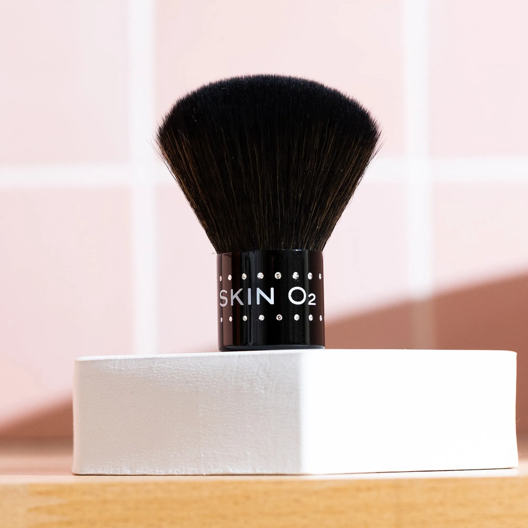 Vegan Glam Kabuki Brush