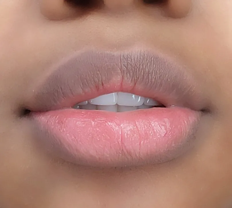 VIP Lip Gloss Glassy Shine